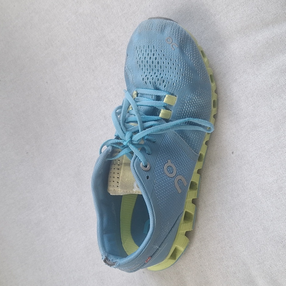 On Cloud Womens Size 6.5 Running Shoes Blue Yellow Sneakers Trainers Shoes